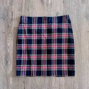 JCrew Stewart Tartan Pencil Skirt Cotton Sateen Sz 16 Festive Holiday Christmas